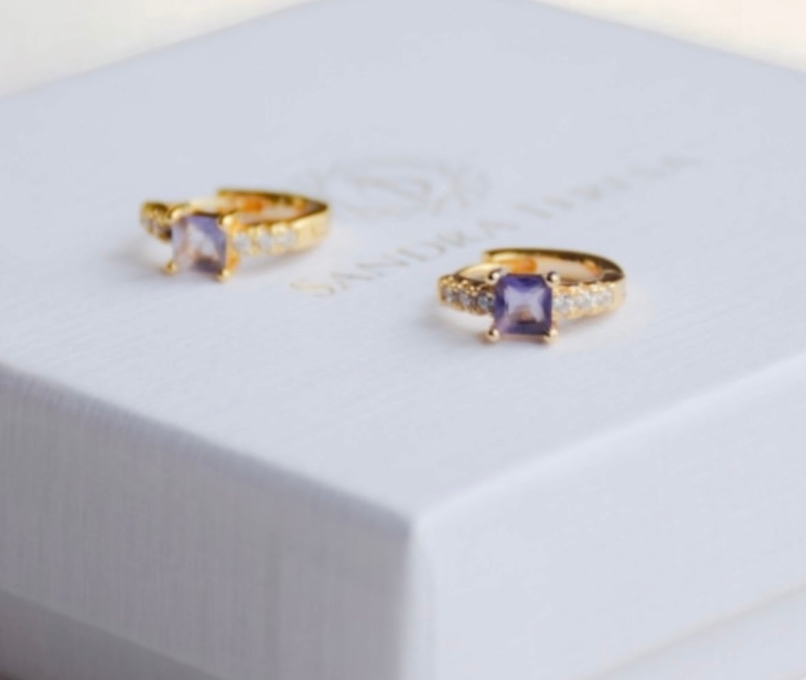 Mette gold hoop