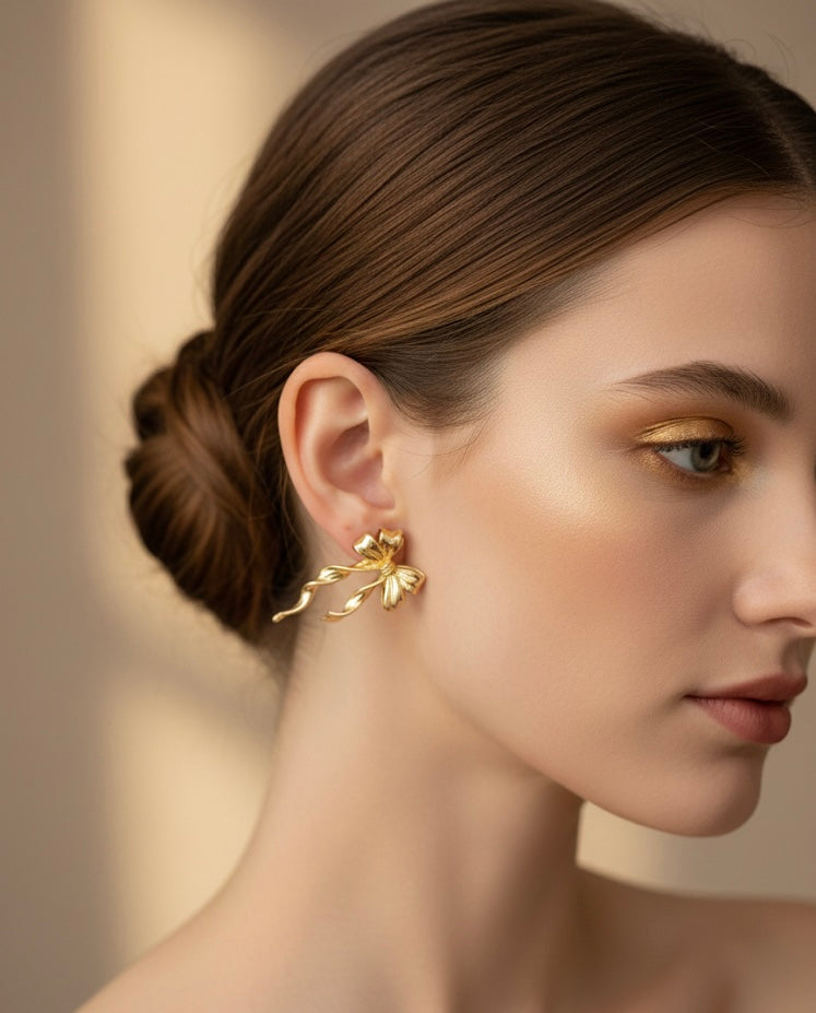 Small bow earrings