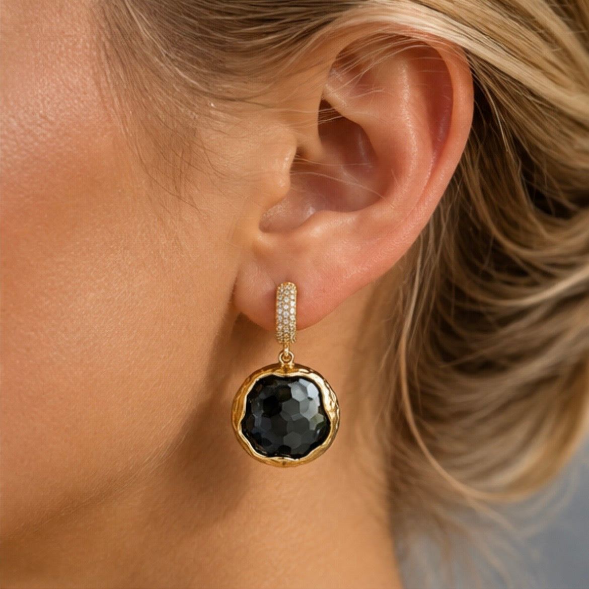 Noir empress hoops