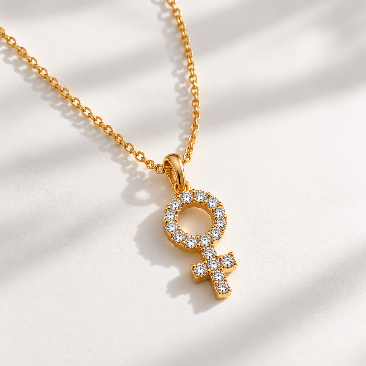Venus necklace gold