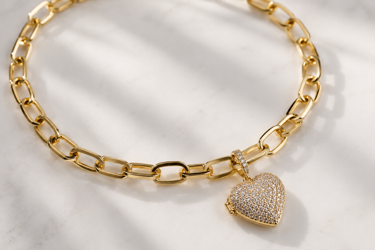 Je t’aime Necklace