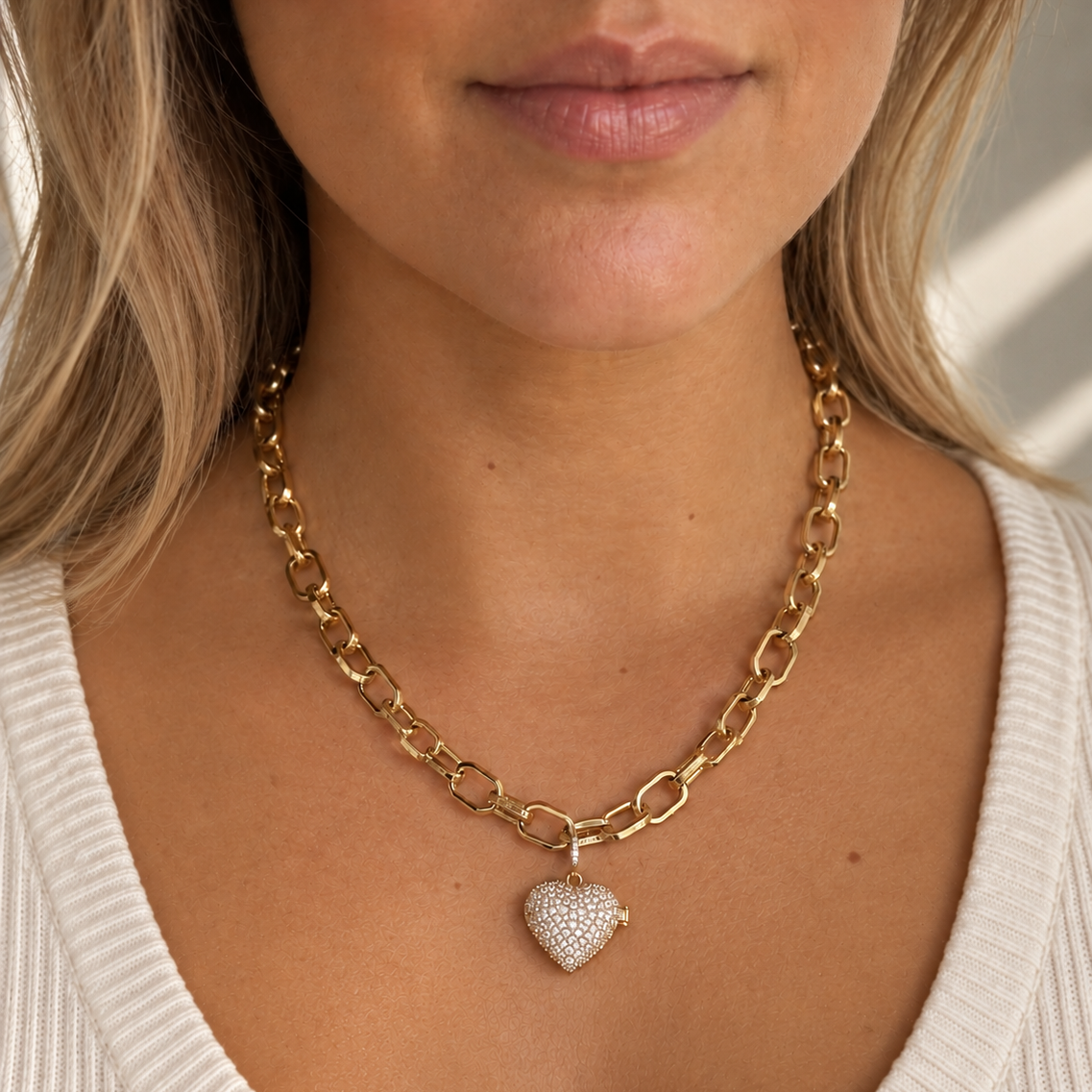 Je t’aime Necklace