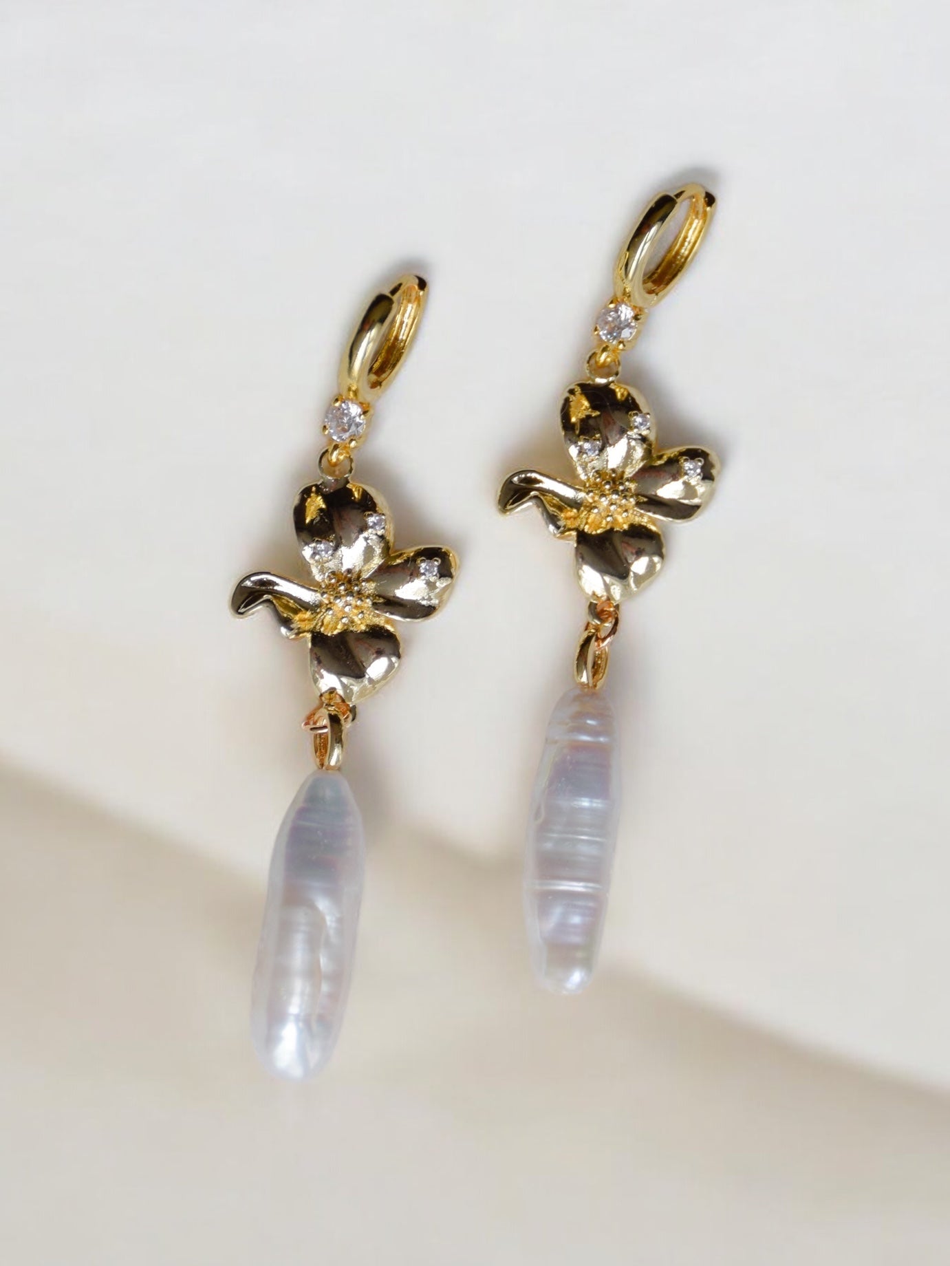 Amelie flower earrings