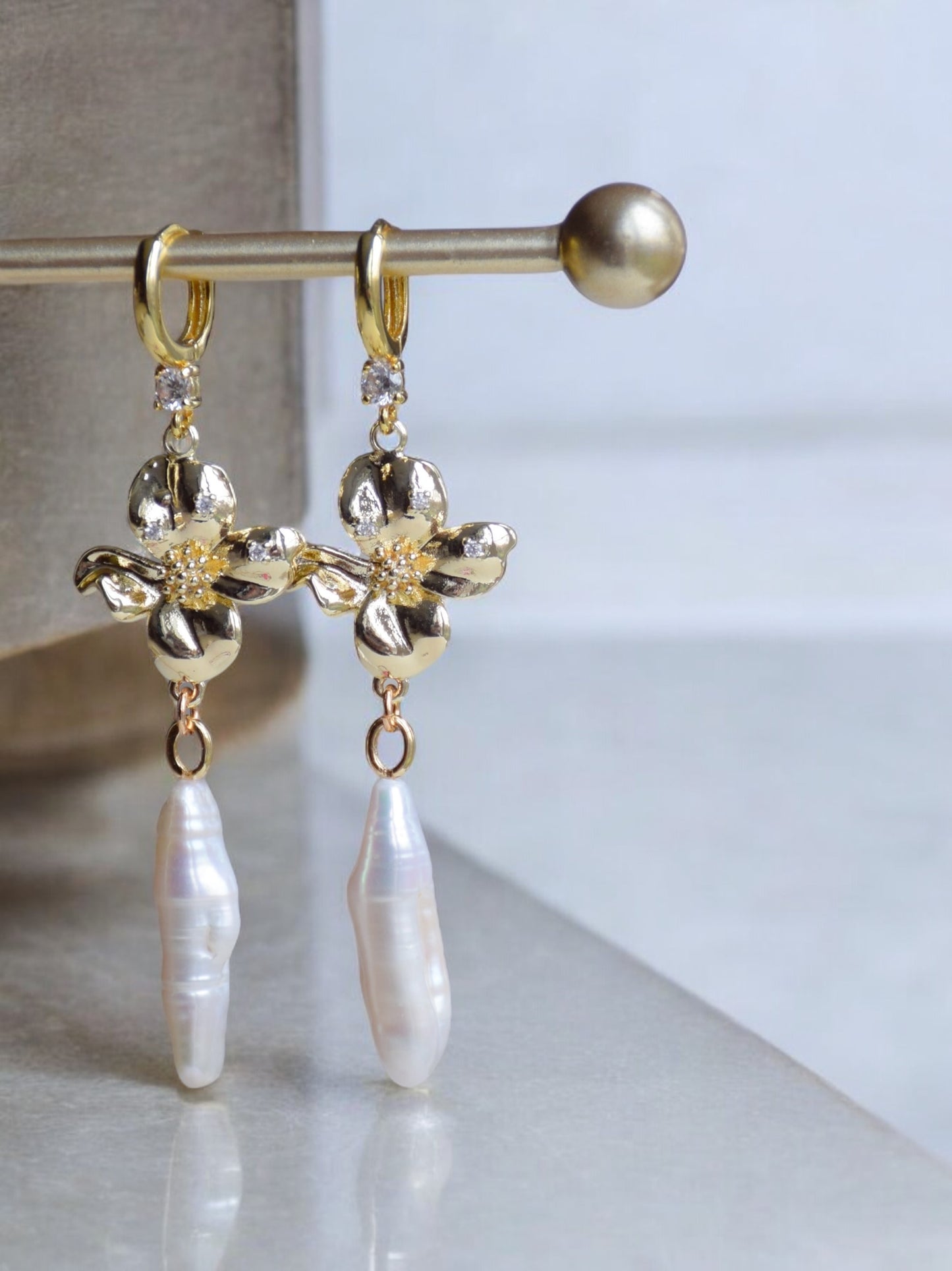 Amelie flower earrings