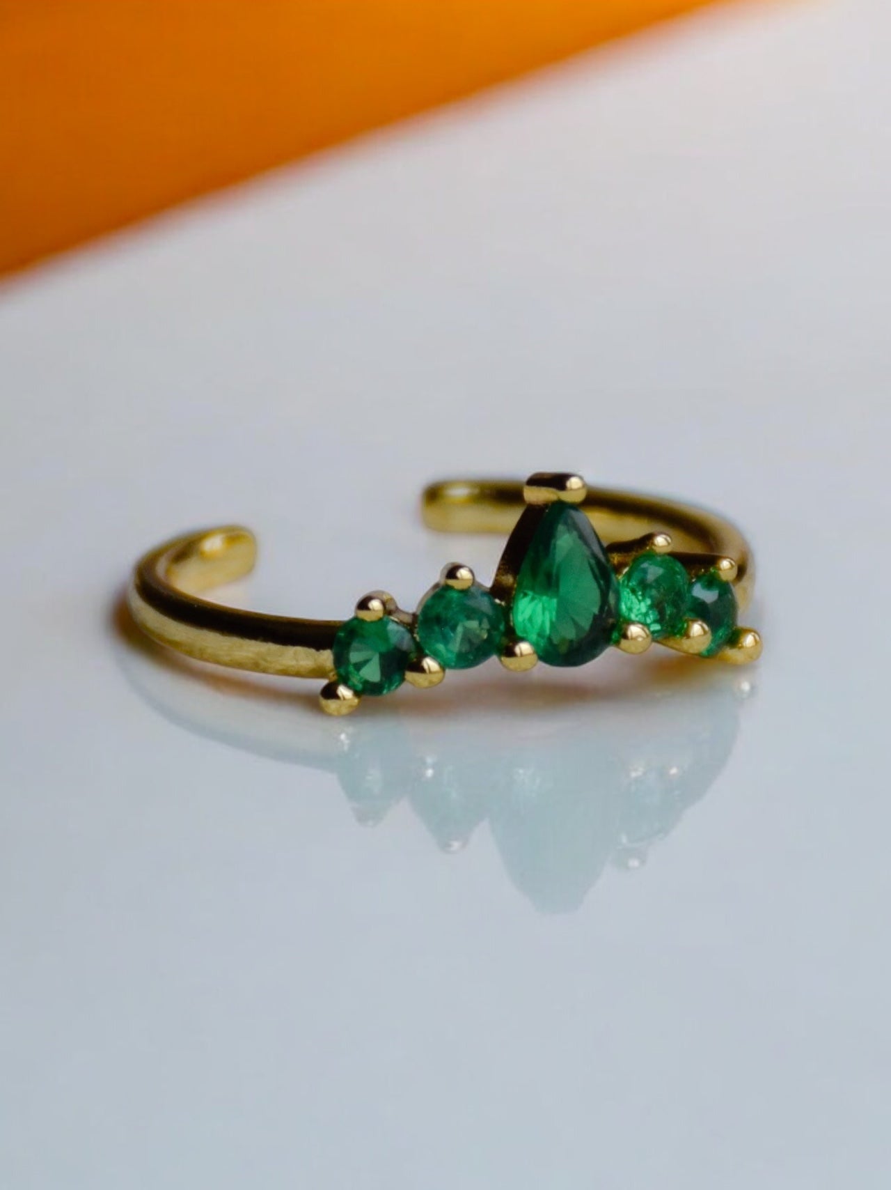 Aria green ring