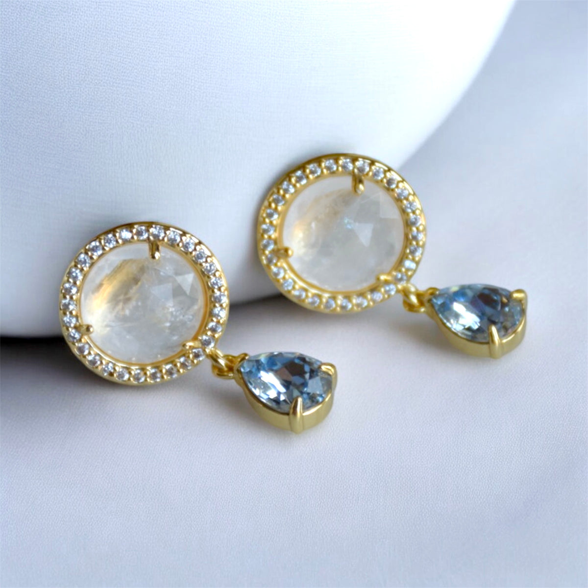 Emelie blue earrings