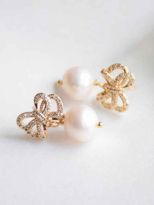 Perfect bow earrings