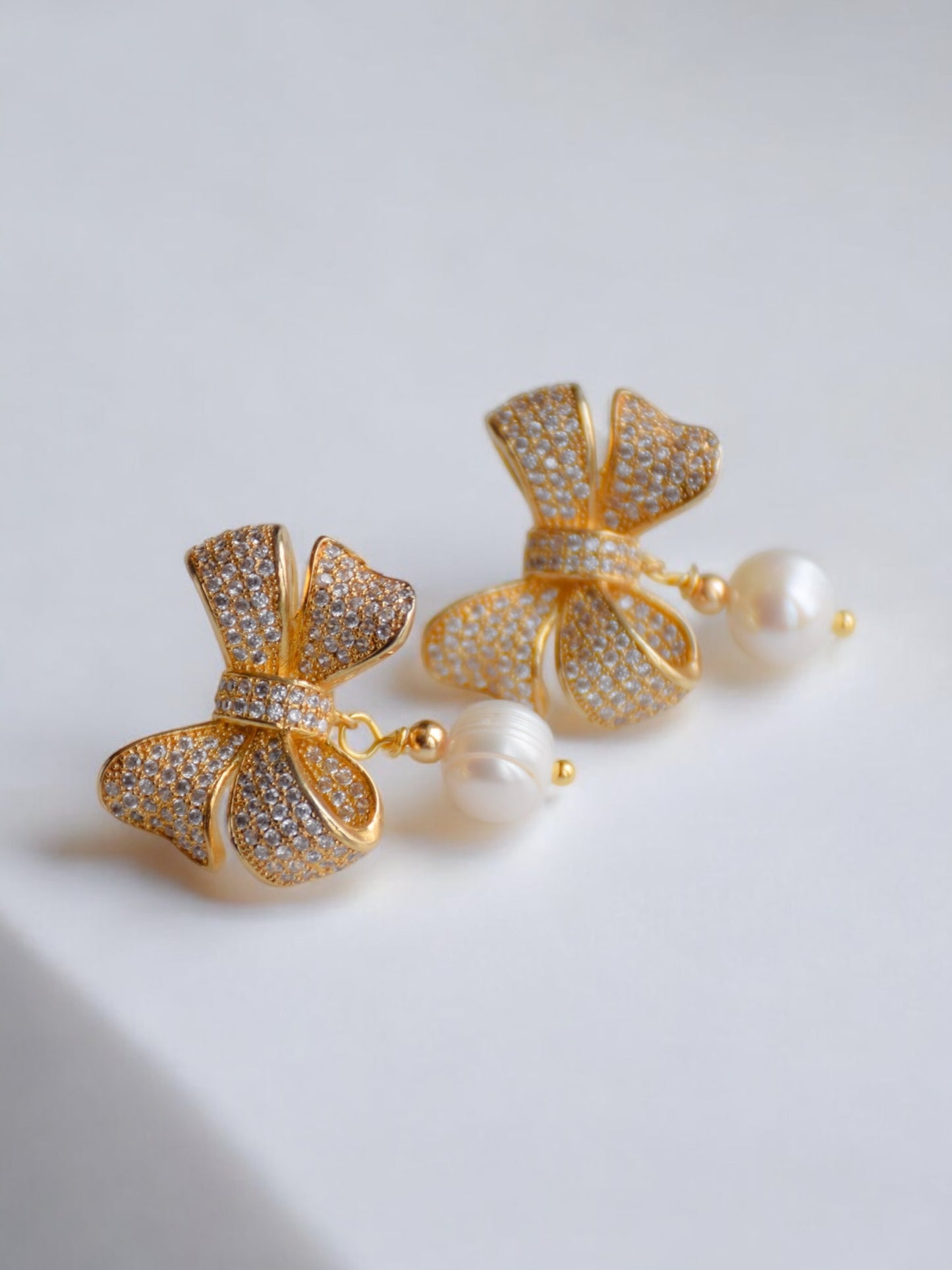 Stella gold earrings