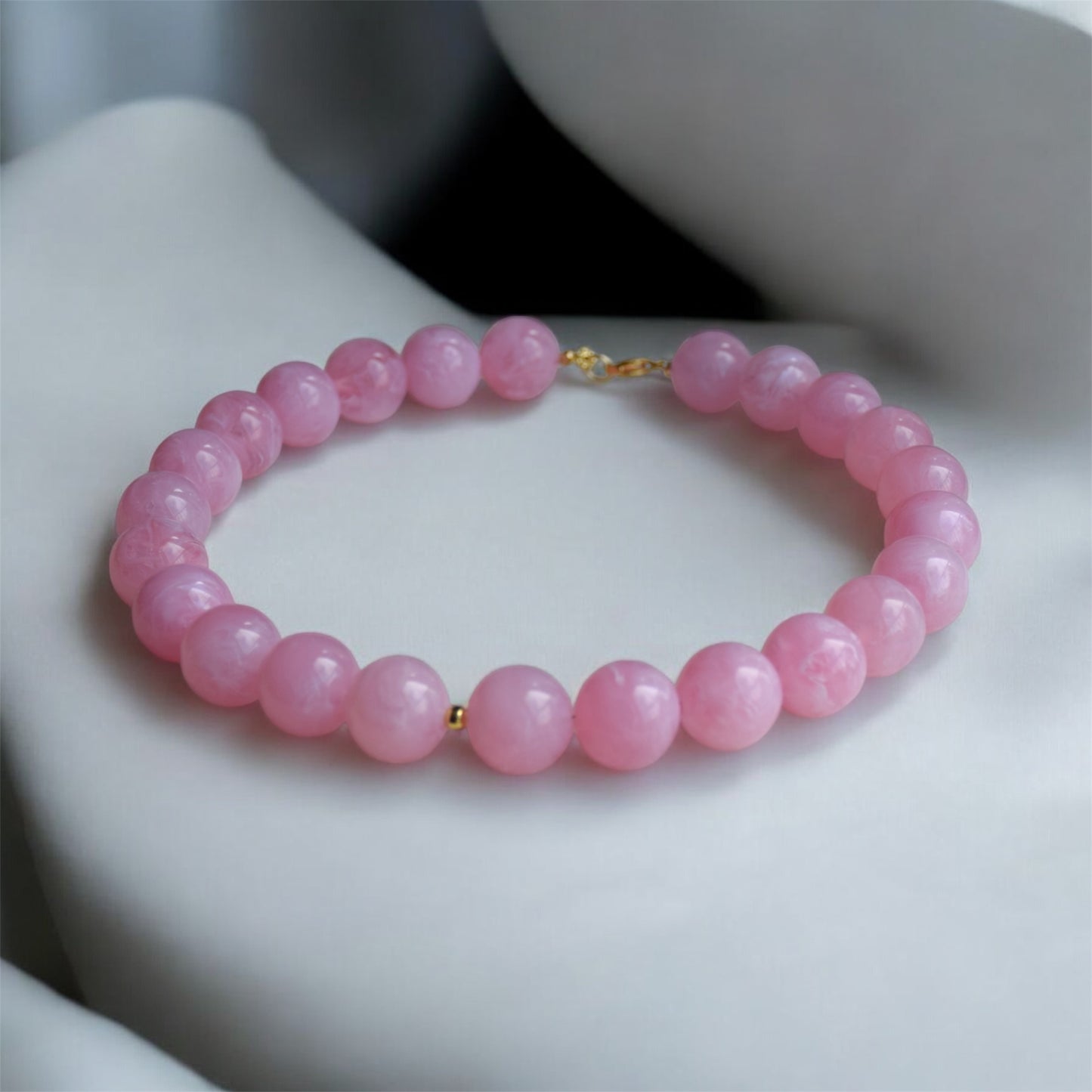 Joy pink necklace