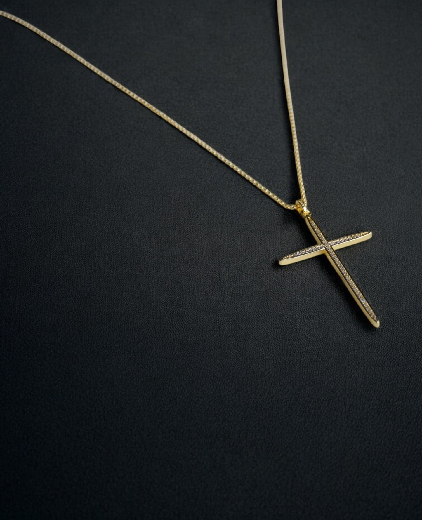 The Cross necklace