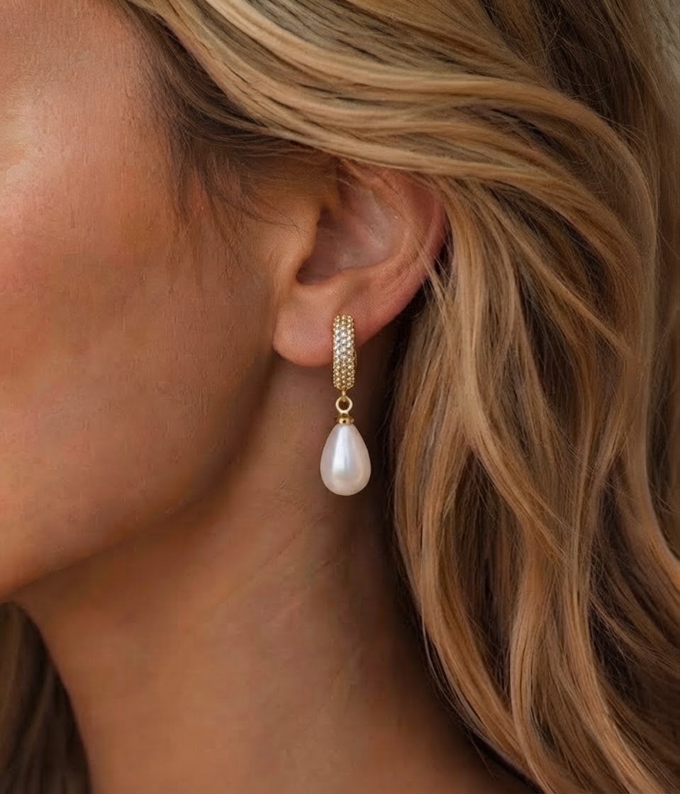 Stella pearl earrings