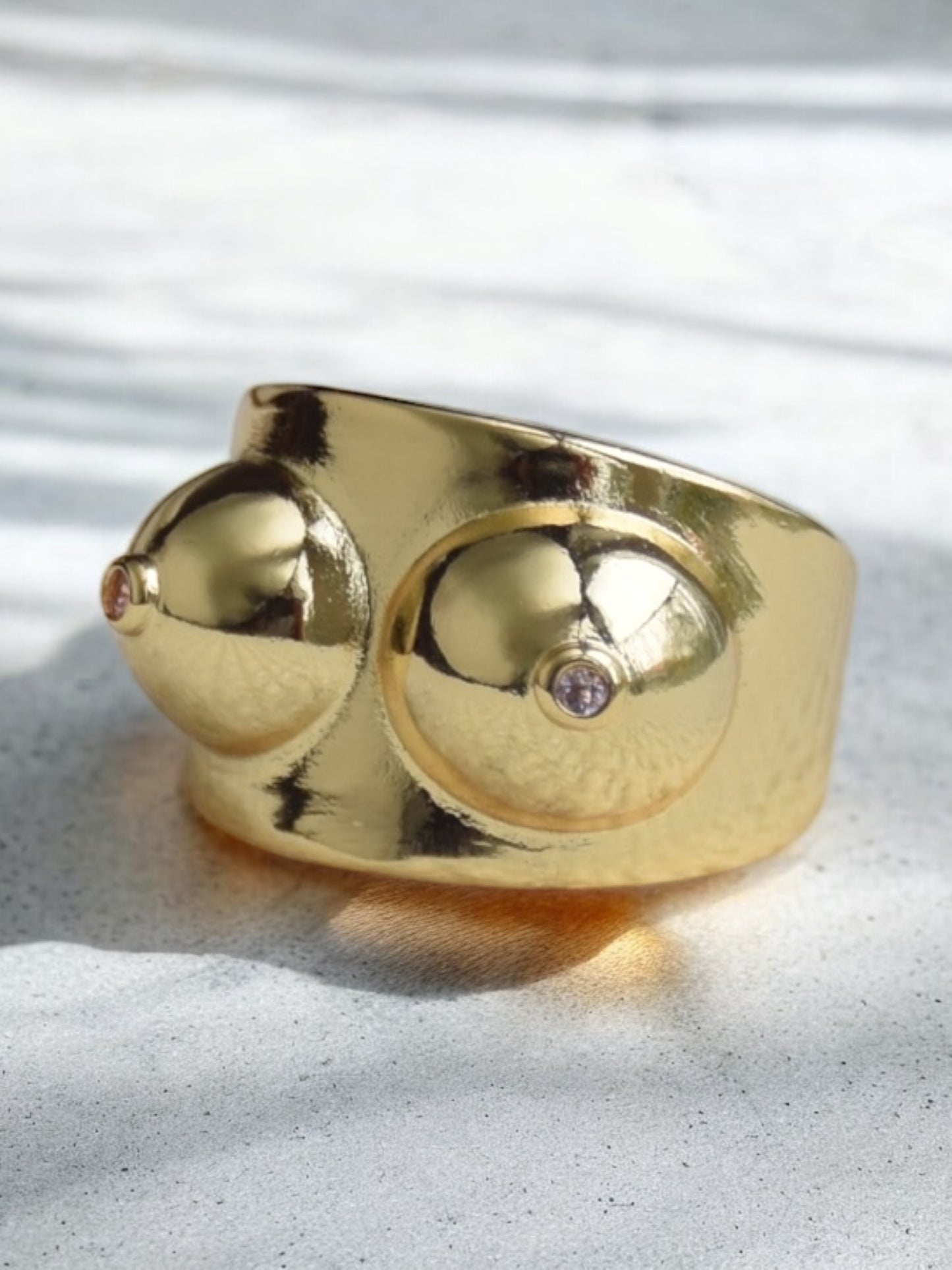 Boobs gold ring