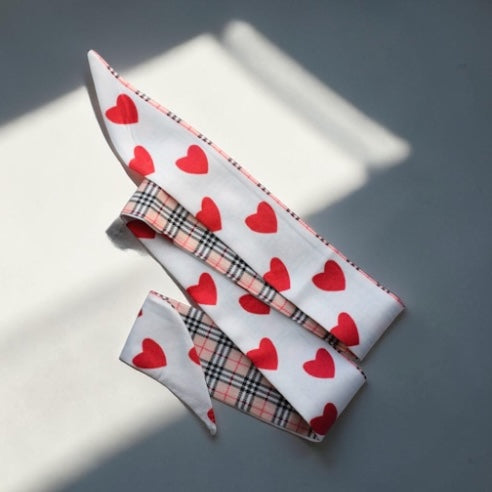 Heart scarf