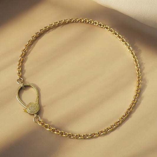 Perfect lock necklace