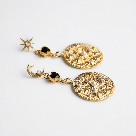 Luna star black earrings