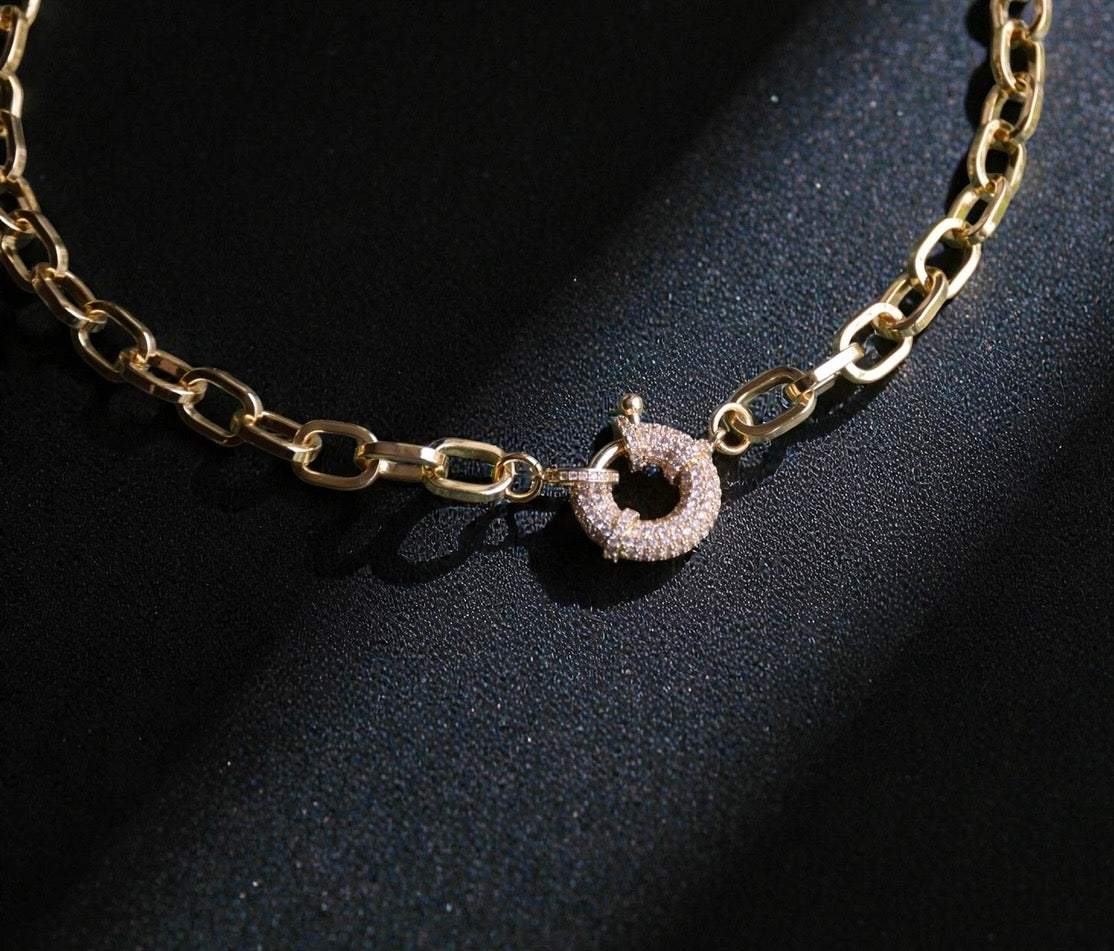 Stunning necklace